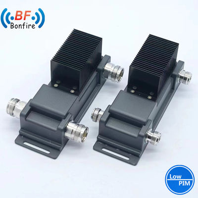 Innen/buiten IP65 617-3800MHz RF Hybride combinatoren Quadplexer combinator voor Das Ibs
