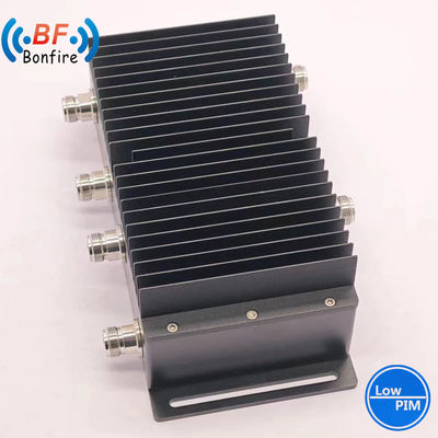 Grijze DQ-XXXXX 4 in 4 Hybride combinator met aangepaste parameters 617-3800MHz -161dbc