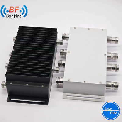 Grijze DQ-XXXXX 4 in 4 Hybride combinator met aangepaste parameters 617-3800MHz -161dbc