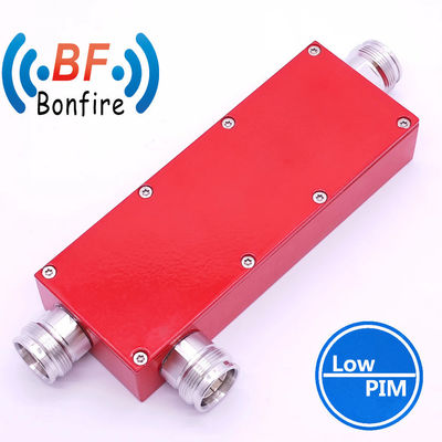 698MHz-3800MHz Frequentiebereik 300W 0.44dB Low Insertion Loss Cavity Directional Coupler
