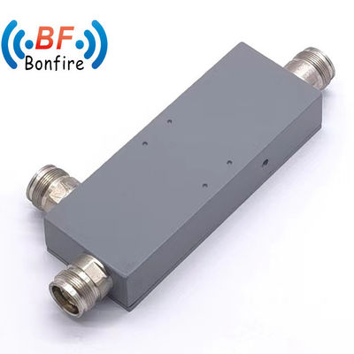 300W 1.47dB Verliesholte RF Directional Coupler 7dB Koppelingsgraad voor 698MHz-3800MHz