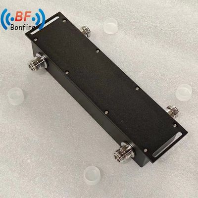 300W 2 in 2 uit Triplexer Hybrid Combiner Hybrid Coupler met N/4.3-10/DIN Connector 5g 4G 698-3800MHz