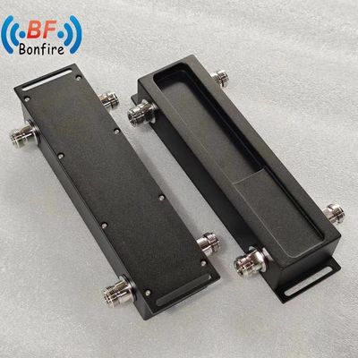 2 in 2 uit RF Hybride Combiner Coupler Frequentie 698-3800MHz N Vrouwelijke Connector Input Power 50W Ibs Componenten