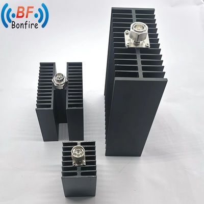 Laag Pim Laag verlies 600-4000MHz 50 Ohm 200W RF-belasting IP65 met N-M-connector Compacte grootte