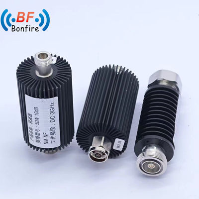 Grijze vaste attenuator DC-3800MHz N Connector 50W breedfrequentiebereik stappen attenuator