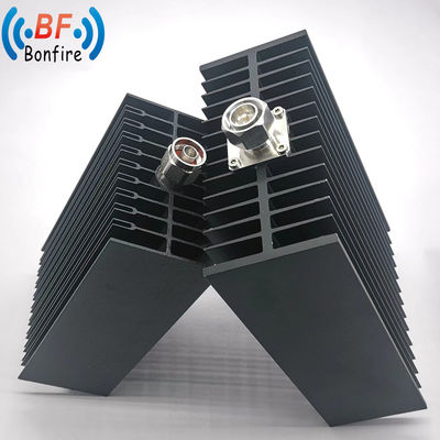 Binnen/buiten IP65 200W RF-beëindigingsbelasting Dummybelasting 4,3-10 mannelijk type 350-6000MHz