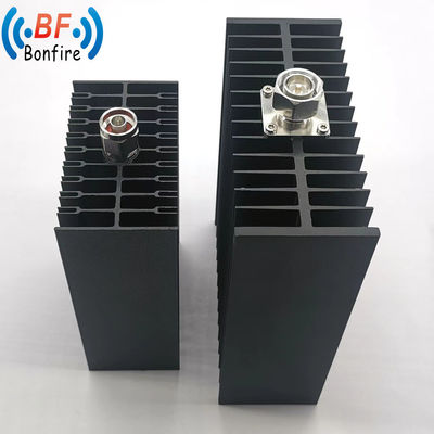 Binnen/buiten IP65 200W RF-beëindigingsbelasting Dummybelasting 4,3-10 mannelijk type 350-6000MHz