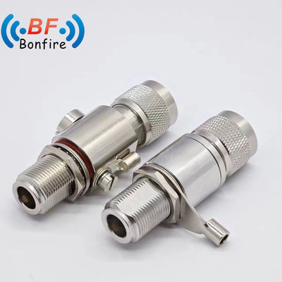 Indoor/outdoor IP65 BLQ-XXXXX 0-3GHz Antenna Feed Lightning Surge Protector N Man tot SMA Vrouwelijke Jack Lightning Arrester