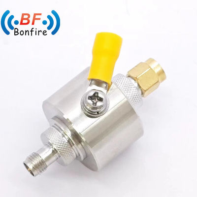 Grijze 50 ohm F-type Man Plug to F Vrouwelijke Jack Coaxal Surge Protector Arrestor 0-3GHz
