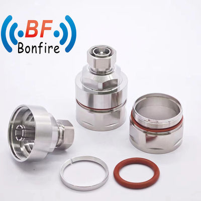 7/8&quot;Flexible Coaxial Cable 4.3-10 Mannelijke RF-connector met een laag invoegverlies van 0,1 dB