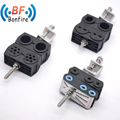 Eenvoudige kabelklem met een enkele opening met een kwantitatieve constructie