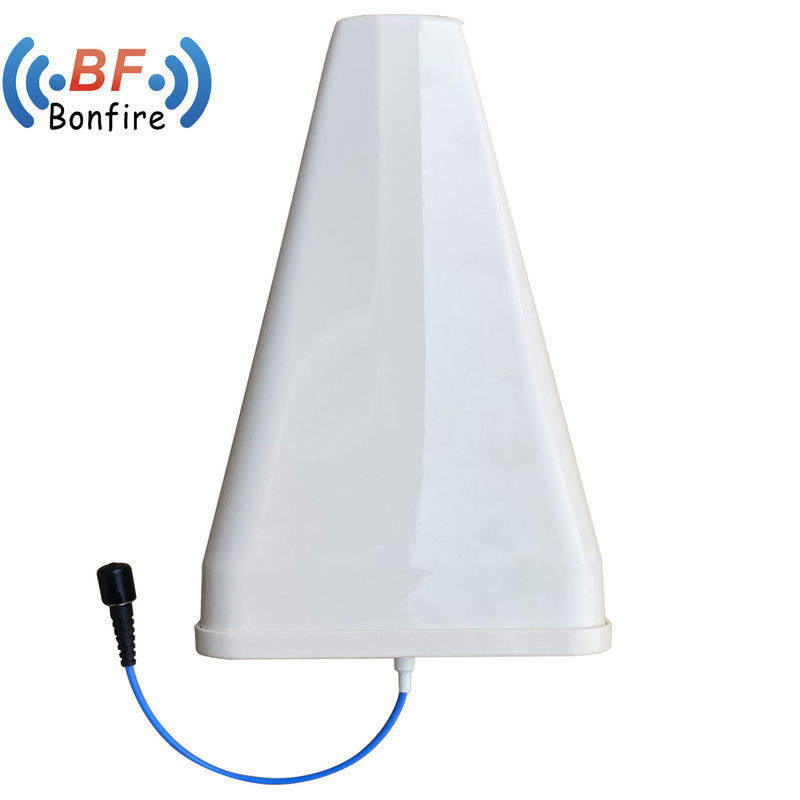 TX-0740-XXXX 698-4000MHz Siso Long Log Periodic Antenna Lpda met breed frequentiebereik