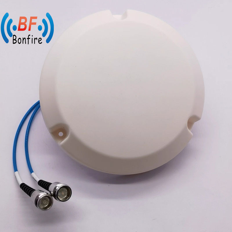 Ibs/Pdas 700-3800MHz Indoor LTE MIMO Ceiling Mount Omni Antenna 360 Deg 3/5dBi Wit