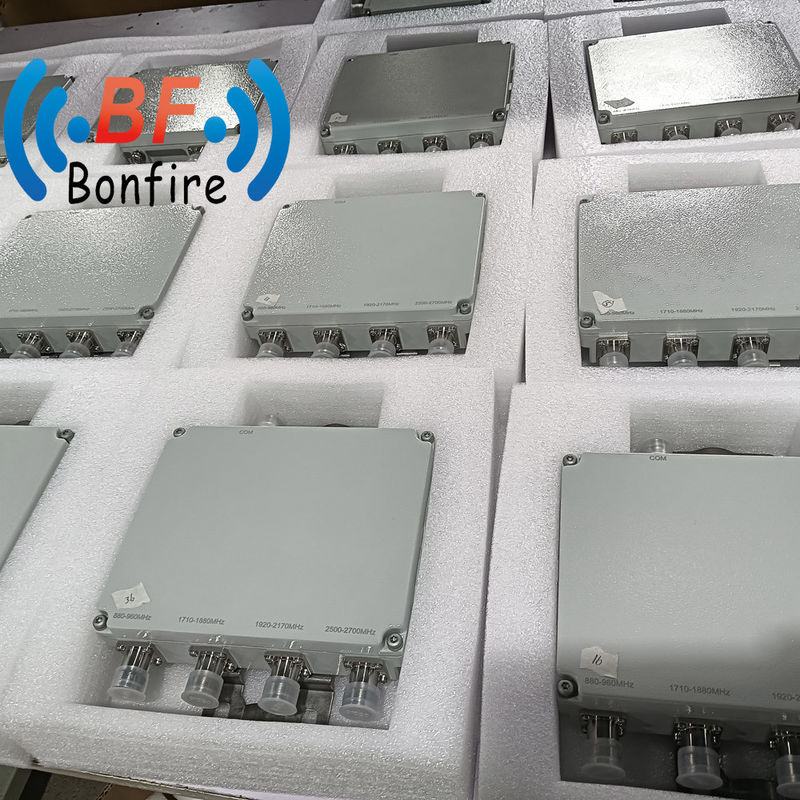 5g Combiner 698-3800MHz RF breedband Low Pim Quadplexer voor Ibs Bts Das RF Multiplexer