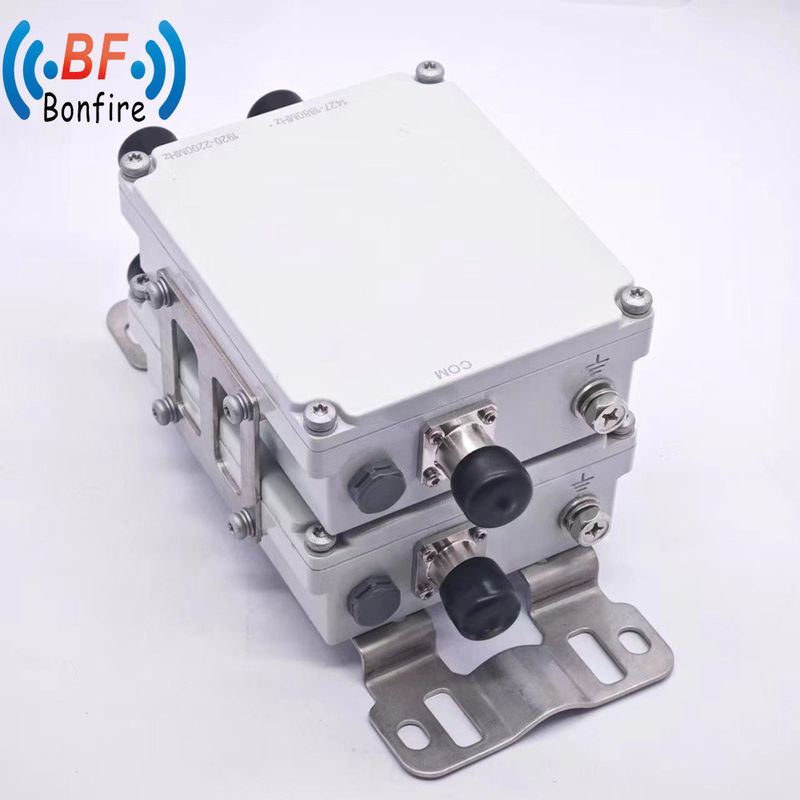 4.3-10 F Breedband RF Diplexer 1710-2170MHz 2300-2690MHz 4.3-10 Vrouwelijke Low Pim Duplexer