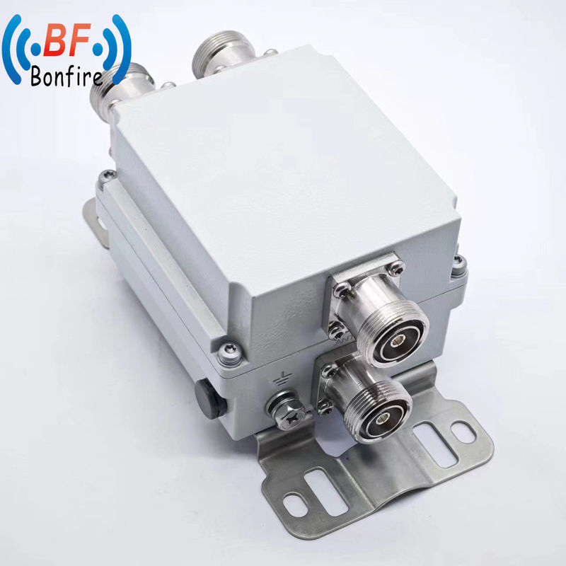 Interface IP65 binnen/buiten 4.3-10 F / DIN-F/DIN F RF Combiner Quadplexer 2300-2700MHz