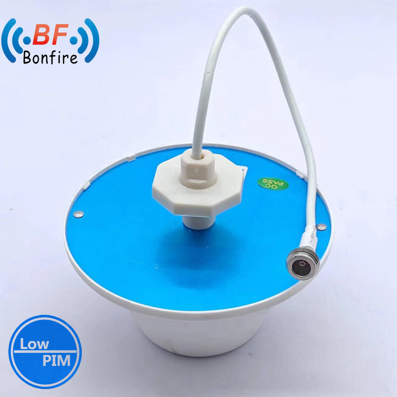 3300-4000MHz Low Pim Indoor Panel Antenne 4.3-10 Vrouwelijke IP65 voor hoogfrequentiebereik