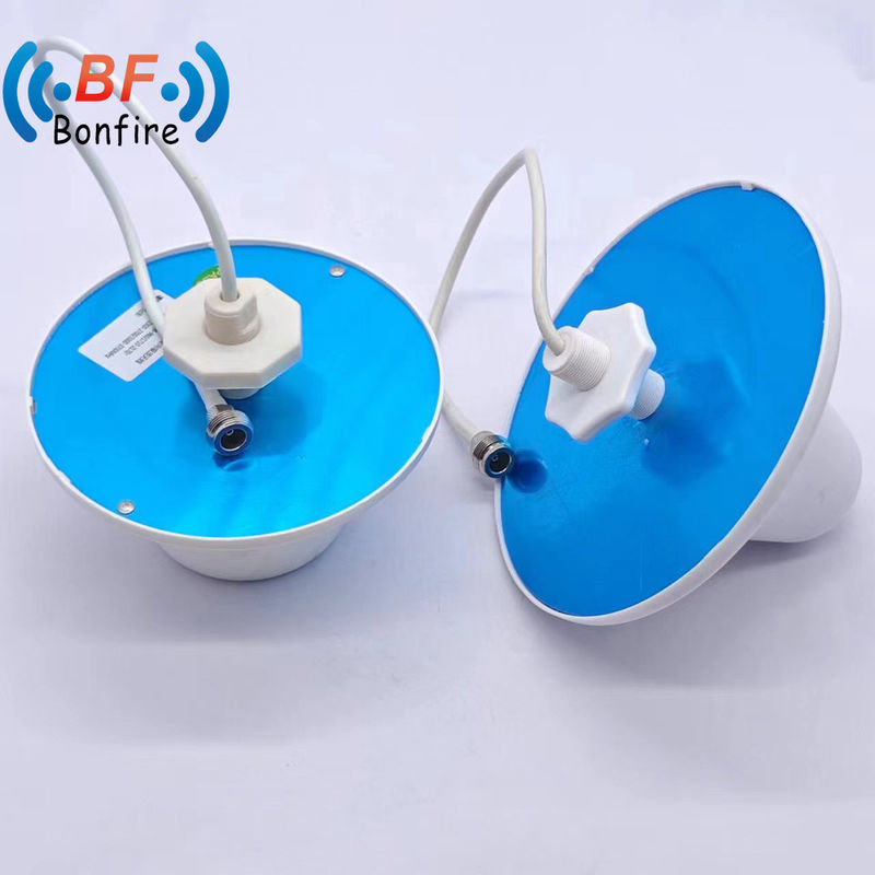 Plafondmontage Antenne voor communicatie Lanbowan Commscope Omni Antenne 806-960 1710-2700 3300-4000MHz