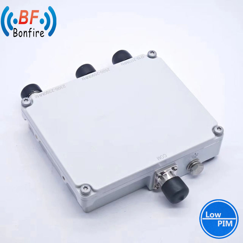 UHF-vermogen 2500-2700MHz 4-weg hybride combinator koppelaar N Vrouwelijk type met HLQ-XXXXX