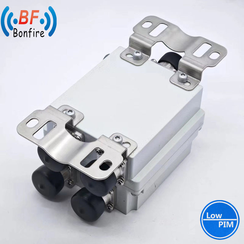 Low Pim RF Duplexer Dual-Band Combiner 1710-2170MHz 2300-2690MHz Compact en krachtig
