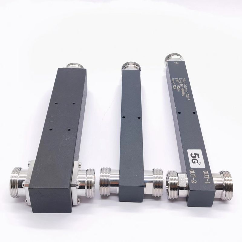 GFQ-0338-X3301 Grijz/rood/zwart/op maat gemaakte 2weg high power splitter voor DAS IBS 350-3800MHz