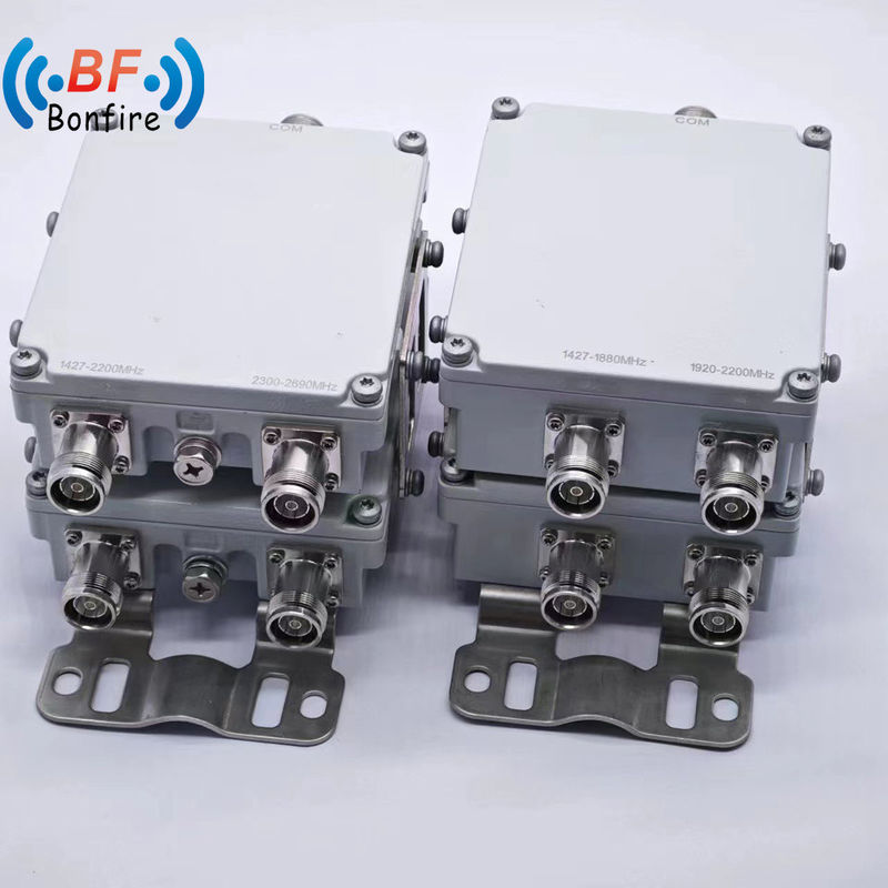 Op maat gemaakte 4,3-10 vrouwelijke RF-duplexercombinator voor dubbele band 1710-1880 1920-2170MHz