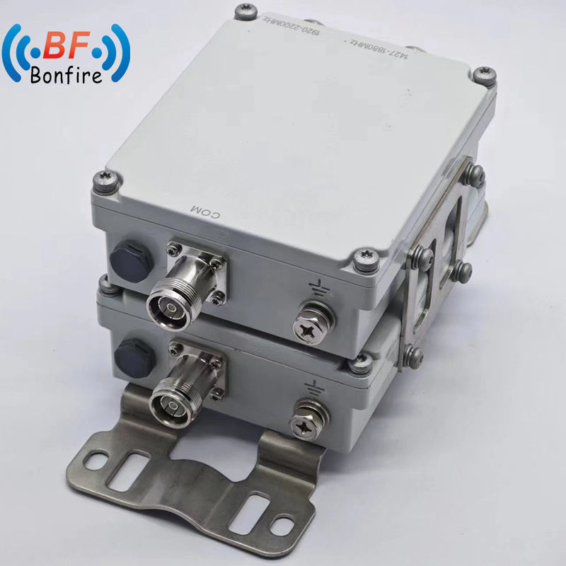 RF-diplexer 1710-1880 1920-2170 2300-2400 2500-2700MHz RF-triplexer 3weg passieve combinator