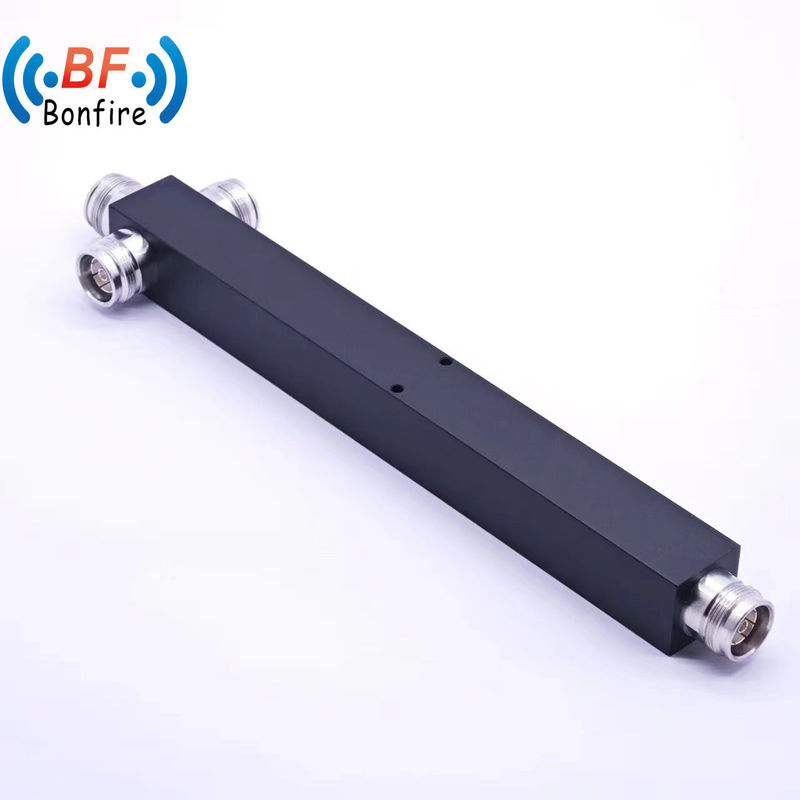 GFQ-0738-X7701 698-4200MHz 3 Way Cavity Power Splitter met Pim -160dbc 4.3-10 connectoren