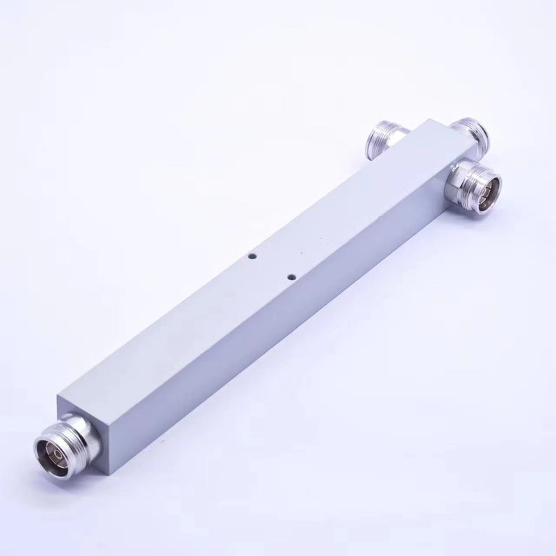 698-4200MHz Pim-160dbc 3 Way Power Splitter met N-type aansluiting Zie onderstaande gegevenstabel