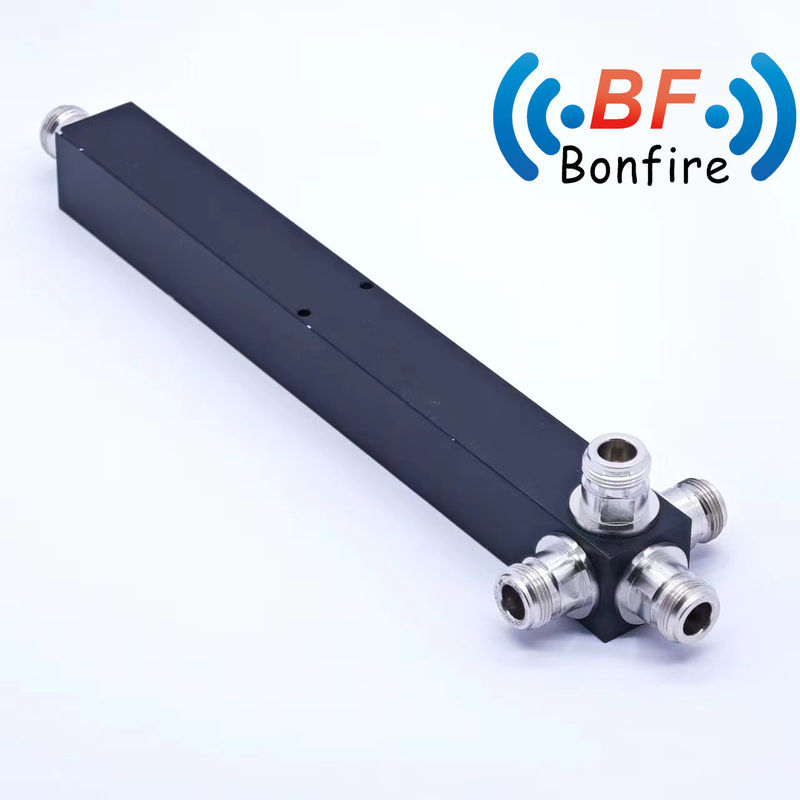 617-4000MHz 4 Way Wilkinson Power Splitter Divider voor radiosysteem in rood GFQ-XXXXXX