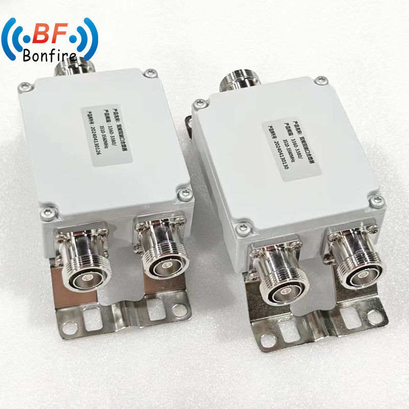 1710-1880 1920-2170 2300-2400 2500-2700MHz Low Pim -155dbc RF Penta-Band Combiner met DIN-Vrouw