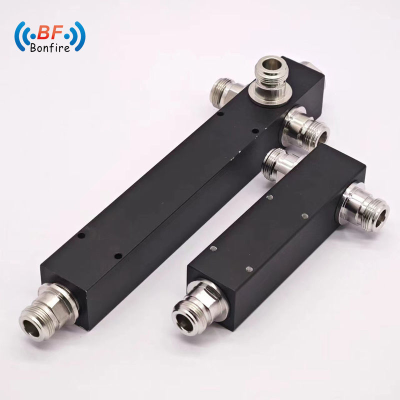 Breedbandfrequentiedivider RF Power Splitter N Vrouwelijk voor 5000-6000MHz frequentiebereik