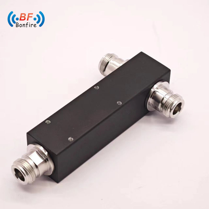 5000-6000MHz breedband 2-weg splitser N Vrouwelijke RF-frequentiedivider Compacte grootte