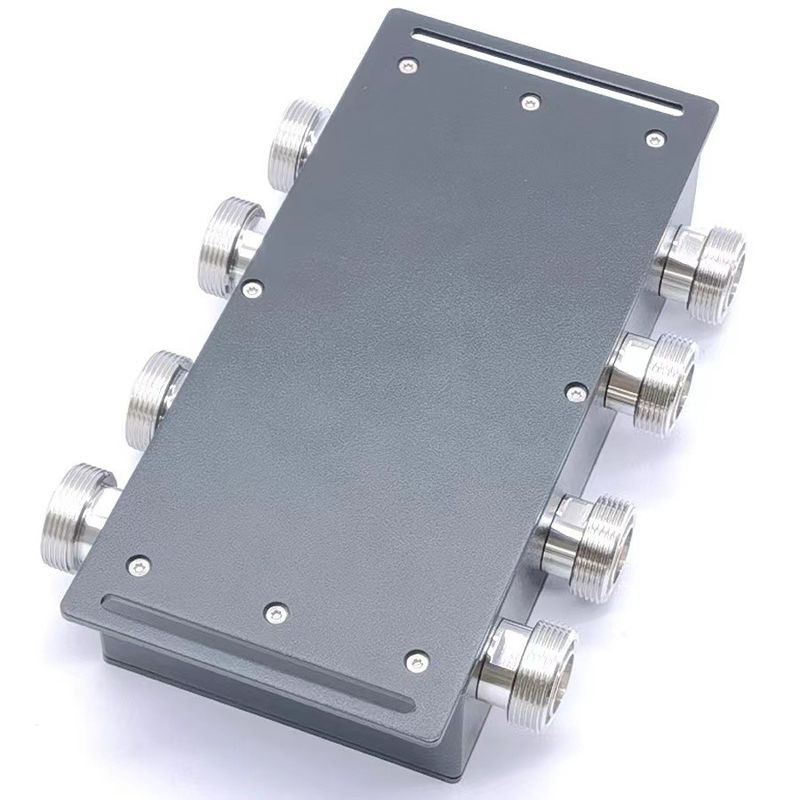 Hybride combinator Hybride koppel 4 in 4 uit 698-3800MHz DIN-F met DIN-F-interface
