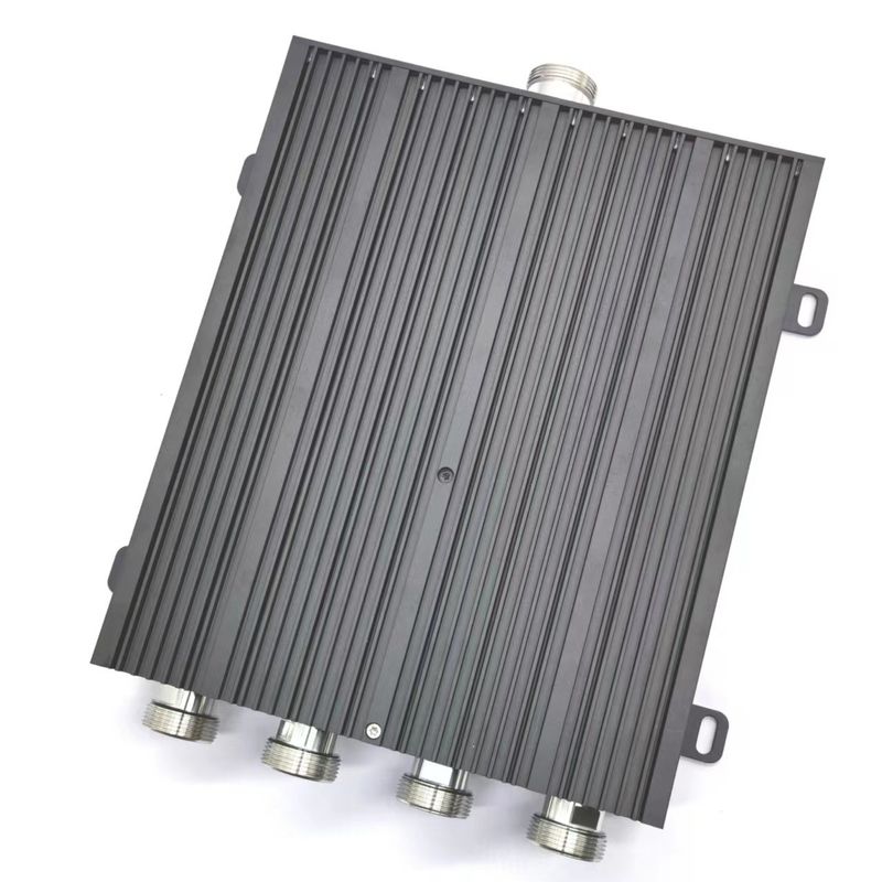 698-3800MHz 4 in 1 uit Low Pim Hybrid Coupler DIN-F met Indoor/Outdoor IP65 Capability