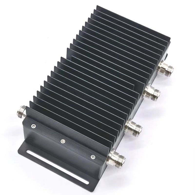 698-3800MHz laag insetsverlies 4 in 1 uit Hybride koppel NF RF Hybride combinator Zwart