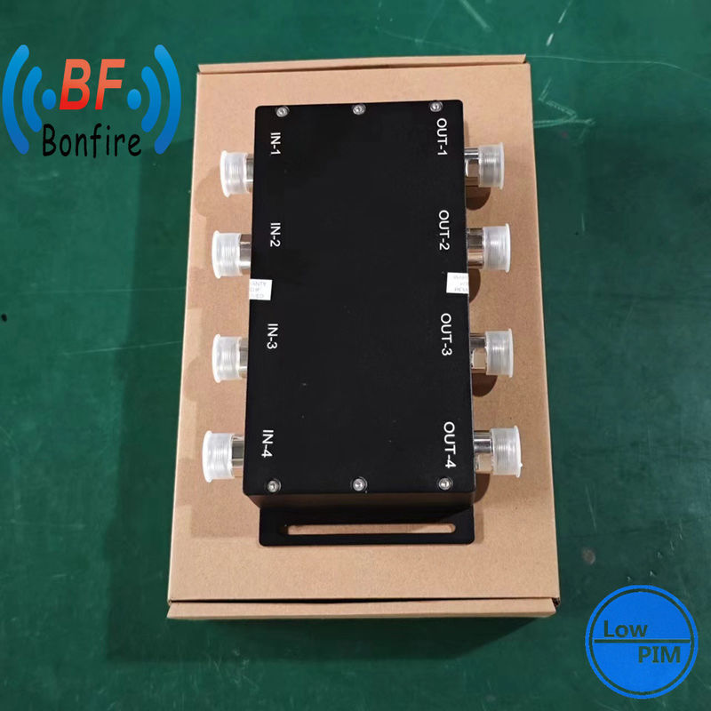 698-3800MHz UHF 3dB 4 in 4 out Matrix Hybrid Coupler voor 4.3-10-F/DIN-F/N-F Interface