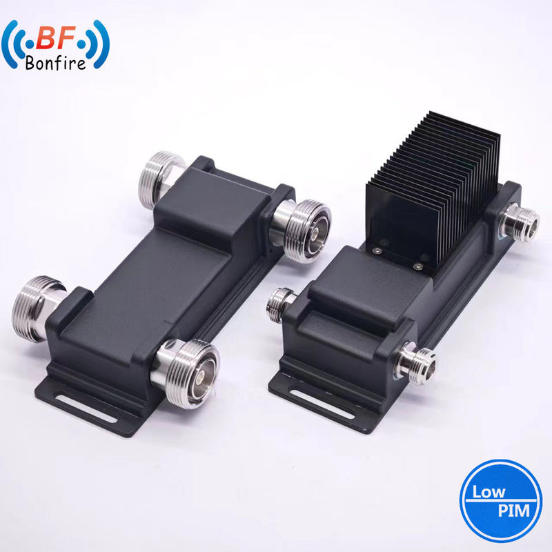 3dB High Power Hybrid Coupler Hybrid Combiner 380-2700MHz 4.3/10-vrouwelijke connector Rood