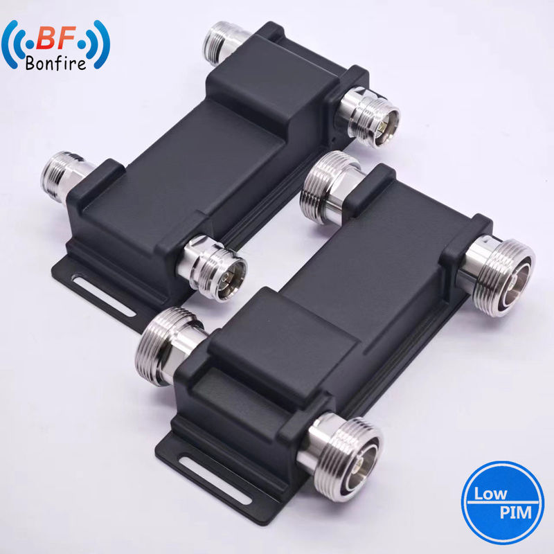 2X1 3dB 698-4000MHz Hybride koppelaar Hybride combinator DIN Vrouwelijke DQ-XXXXXX Grijs/rood/zwart