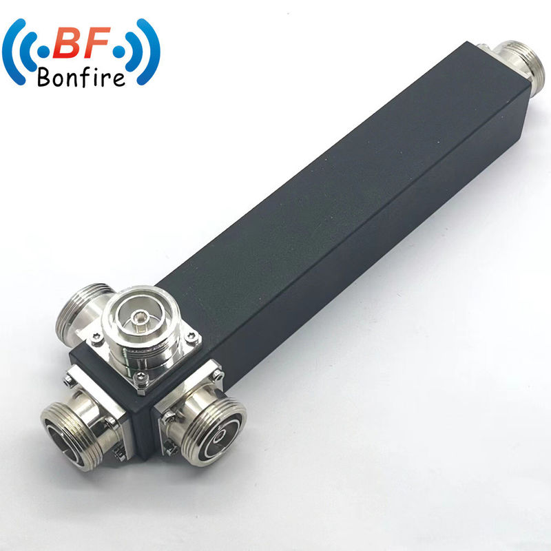 350-3800MHz 2-wegvermogenverdeler met DIN-F-interface en Grey 4.3/10 vrouwelijke aansluiting