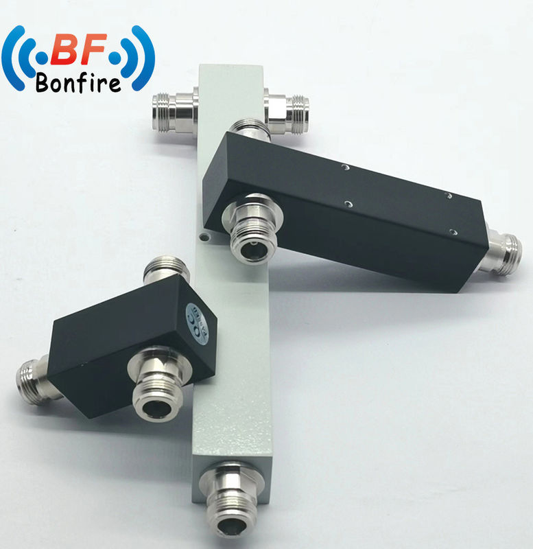 300W 350-3800MHz 3 Way Power Splitter met N vrouwelijke aansluiting Indoor/Outdoor IP65