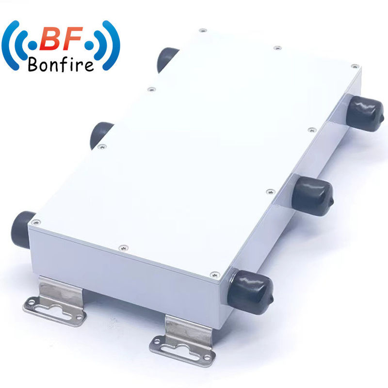 3 in 3 uit 3dB Low Pim RF Hybrid Coupler Passive Hybrid Combiner zie onderstaande gegevenstabel