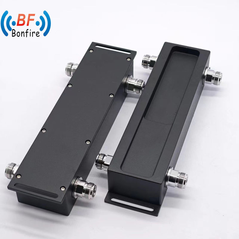 Hybride combinator Frequentie 698-4000MHz N Vrouwelijke connector Input Power 50W Ibs Componenten