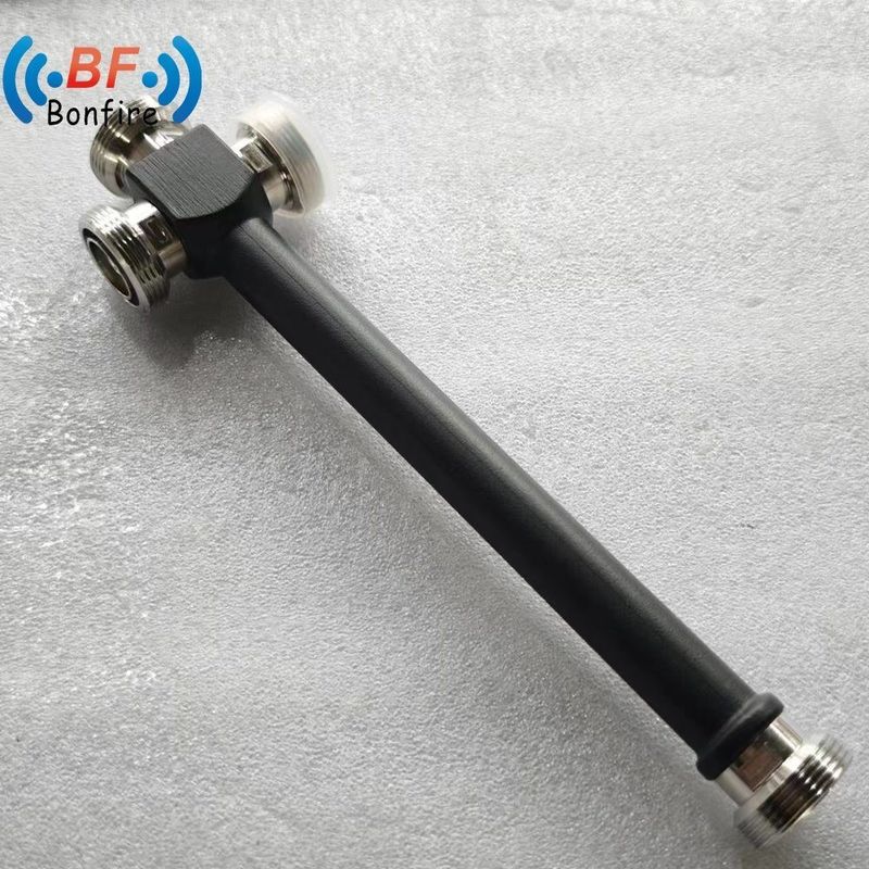 RF 2 3 4 Way IP65 DIN-Vrouwelijk Grijs Op maat gemaakte 700-2700MHz Signal Power Splitter Divider