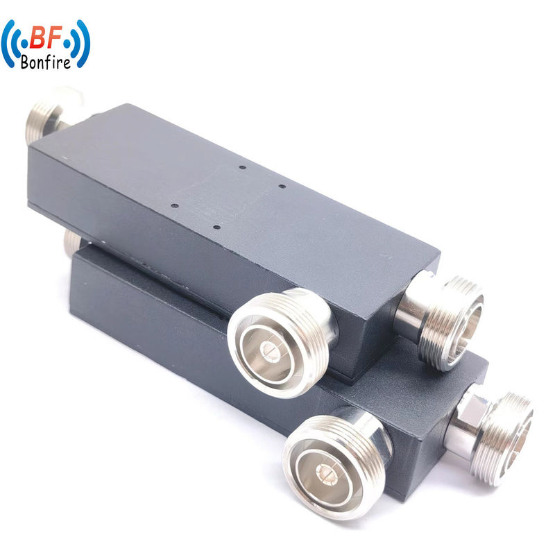 18.00cm * 4.00cm * 3.00cm Pakketgrootte 5dB 6dB 7dB 8dB Richtcoupler 698-4200MHz D-F