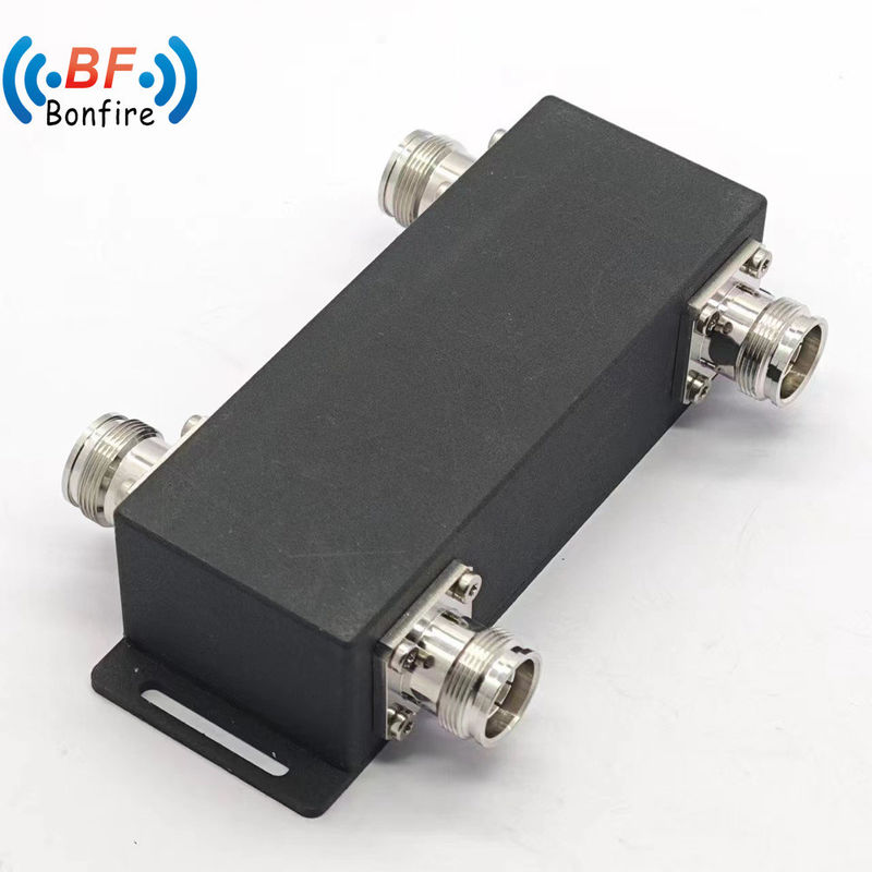 2 in 2out Hybride combinator met N vrouwelijke connector 698-4000MHz Pakket Bruto gewicht 2.000kg