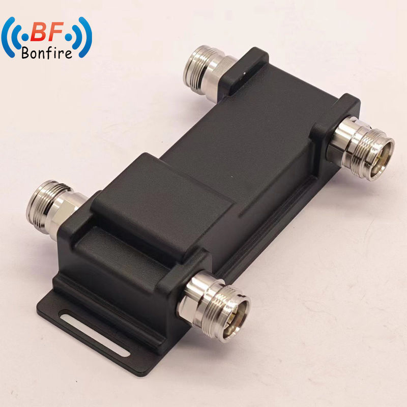 4.3-10-F/DIN-F/N-F Interface 698-4000MHz 2X2 uit Hybride combinator met N-F connector