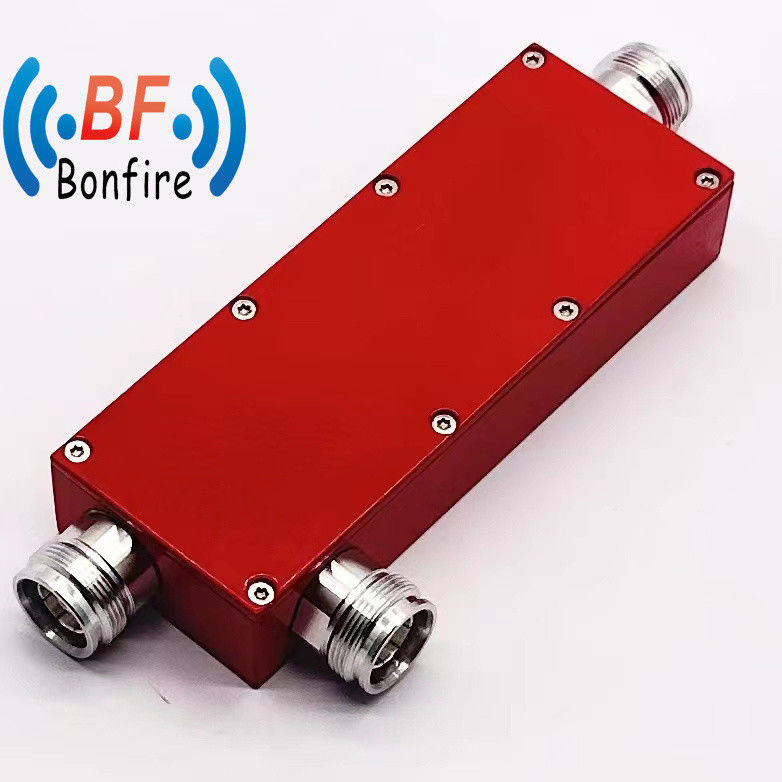 Signaalverhoging 2 manieren GSM UHF CDMA 700-3800MHz 7dB Hoogte Directionele Radio Repeater Antenna Coupler