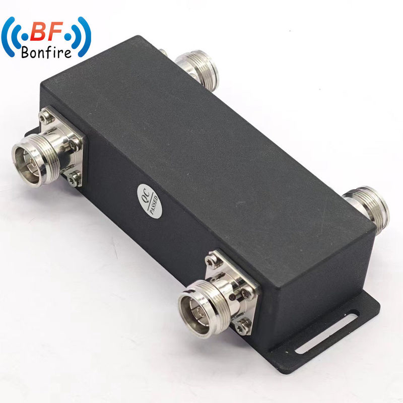 DQ-XXXXX Low Pim -155dbc 300W 698-4000MHz 2*2 Hybride koppelcombinator met 4.3-10 Vrouwelijke