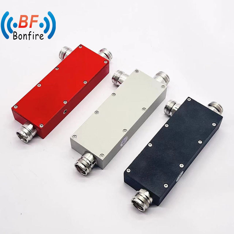 20W N Vrouwelijke dubbelrichtingscoupler voor 1,5 GHz-4,5 GHz frequenties in aangepaste kleur